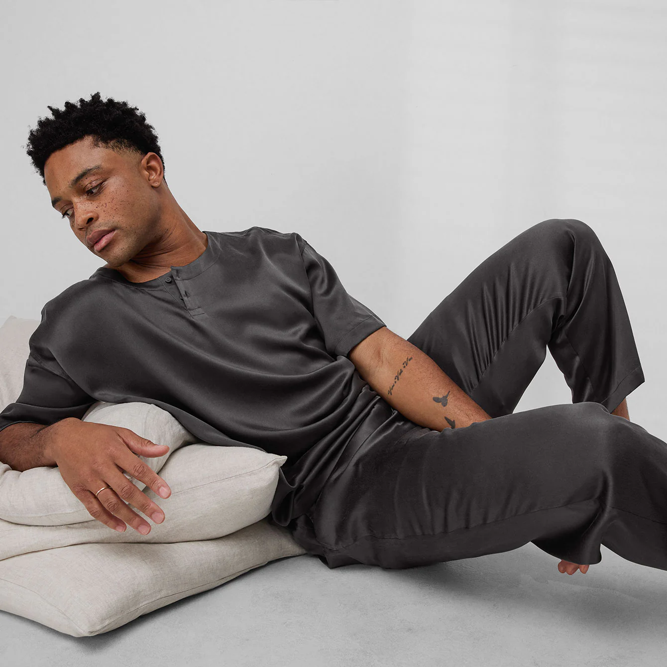 Men's Washable Silk Set - Image 4