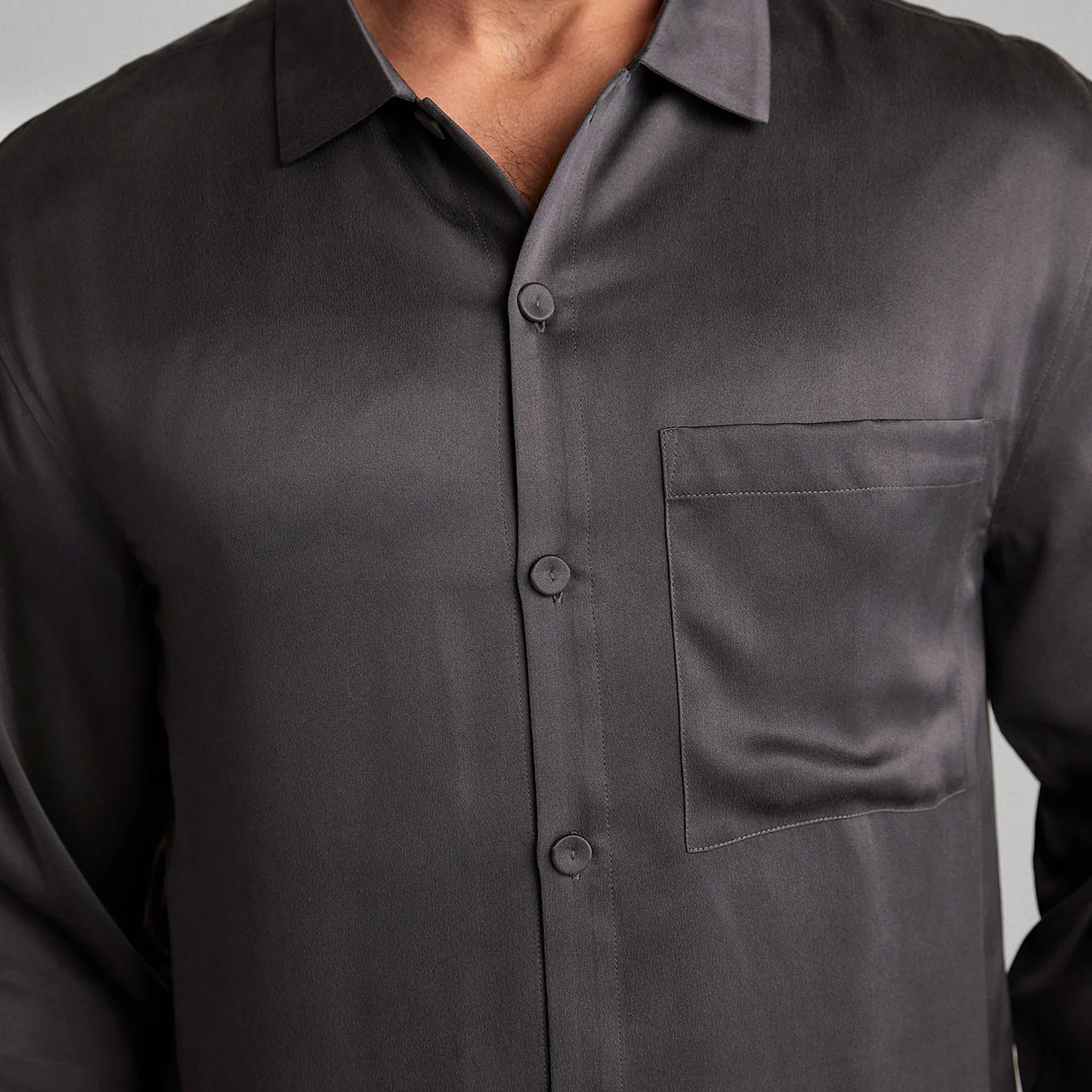 Men's Washable Silk Button Up Set - Image 5