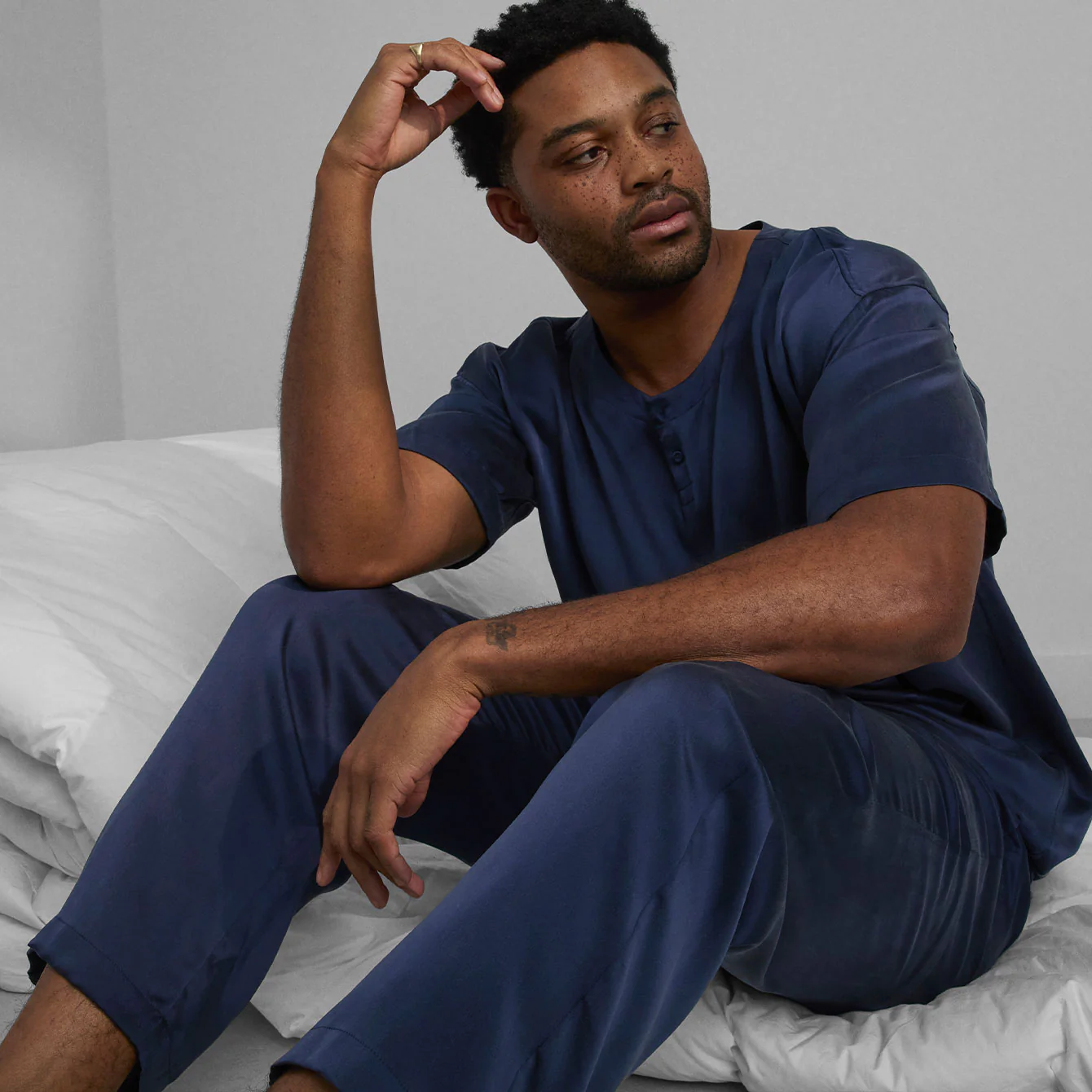 Men's Washable Silk Set - Image 5
