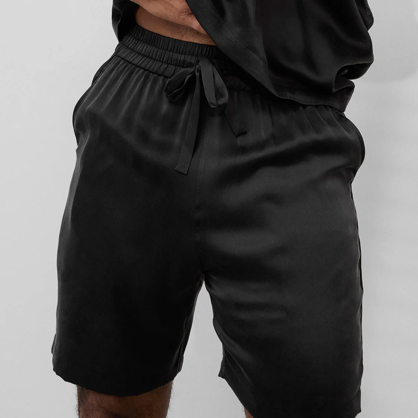 Men's Washable Silk Short Set - Image 3