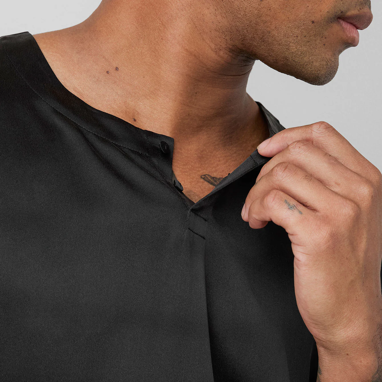 Men's Washable Silk Short Set - Image 5