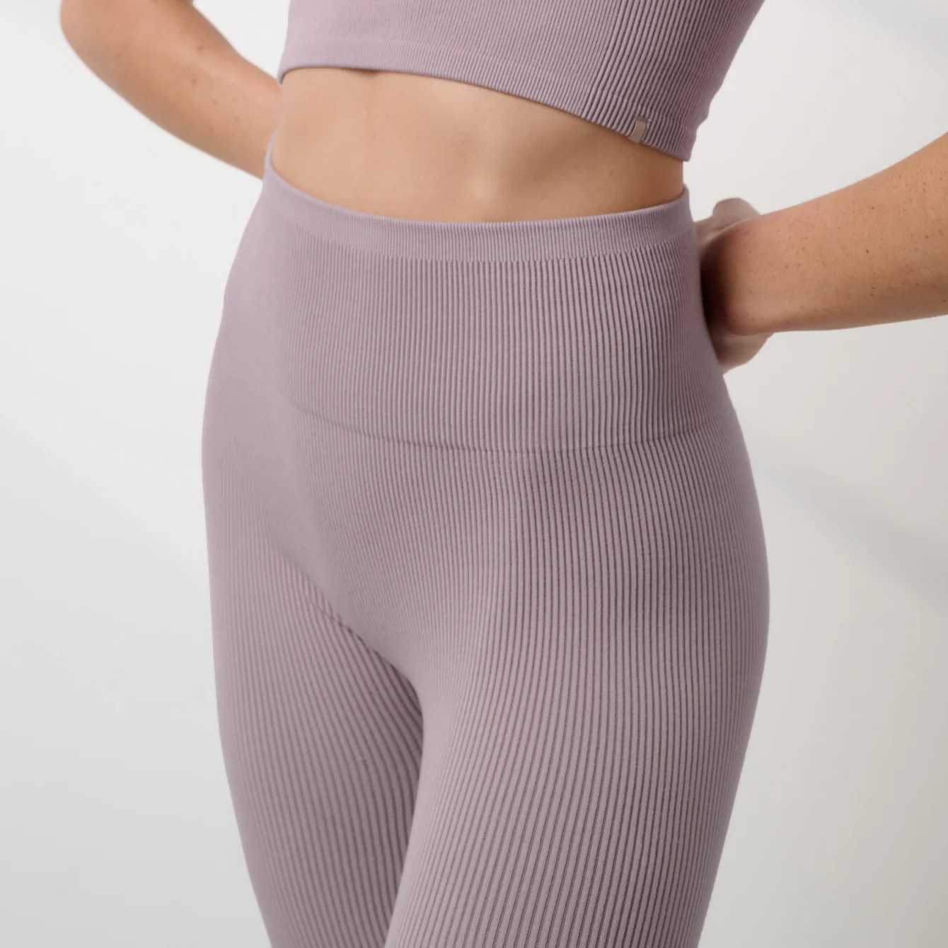 Seamless Modal Flow Legging - Image 3