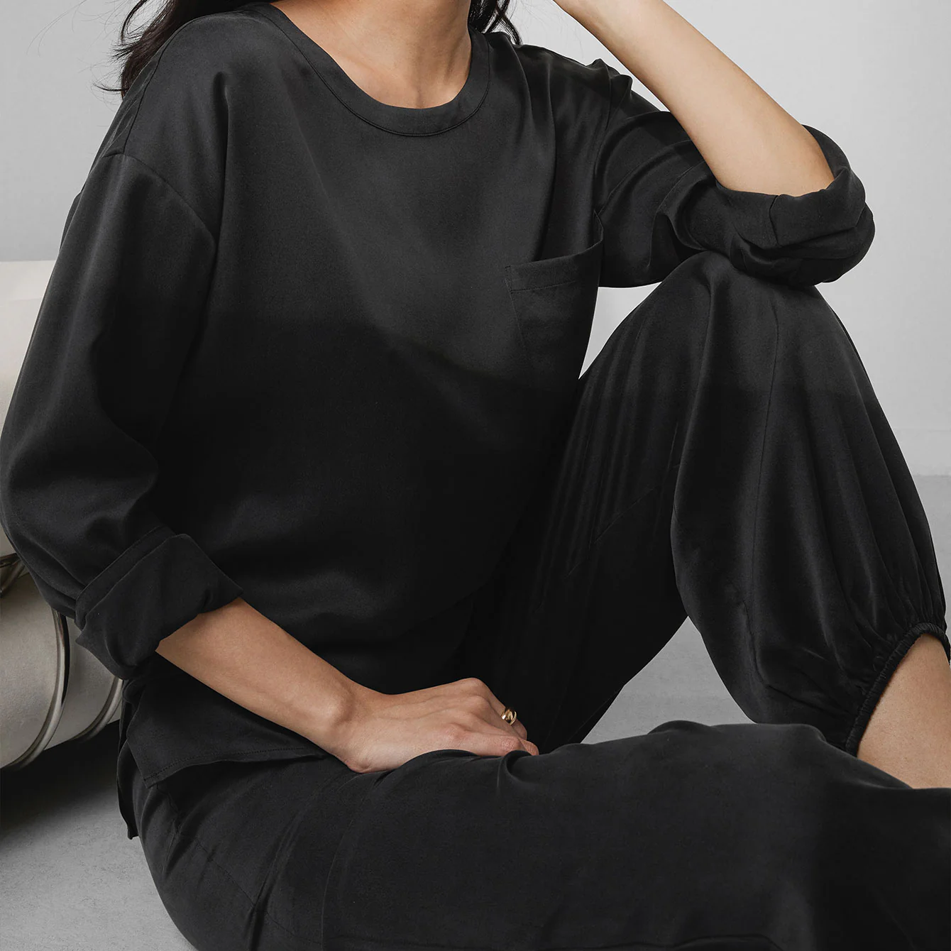 Washable Silk Long Sleeve Jogger Pant Set - Image 3