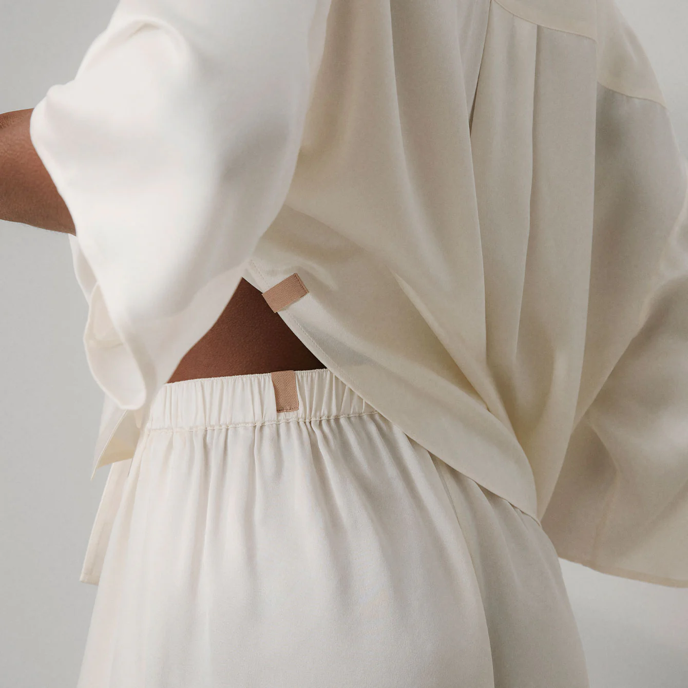 Washable Silk Relaxed Button Up Short Set - Image 5