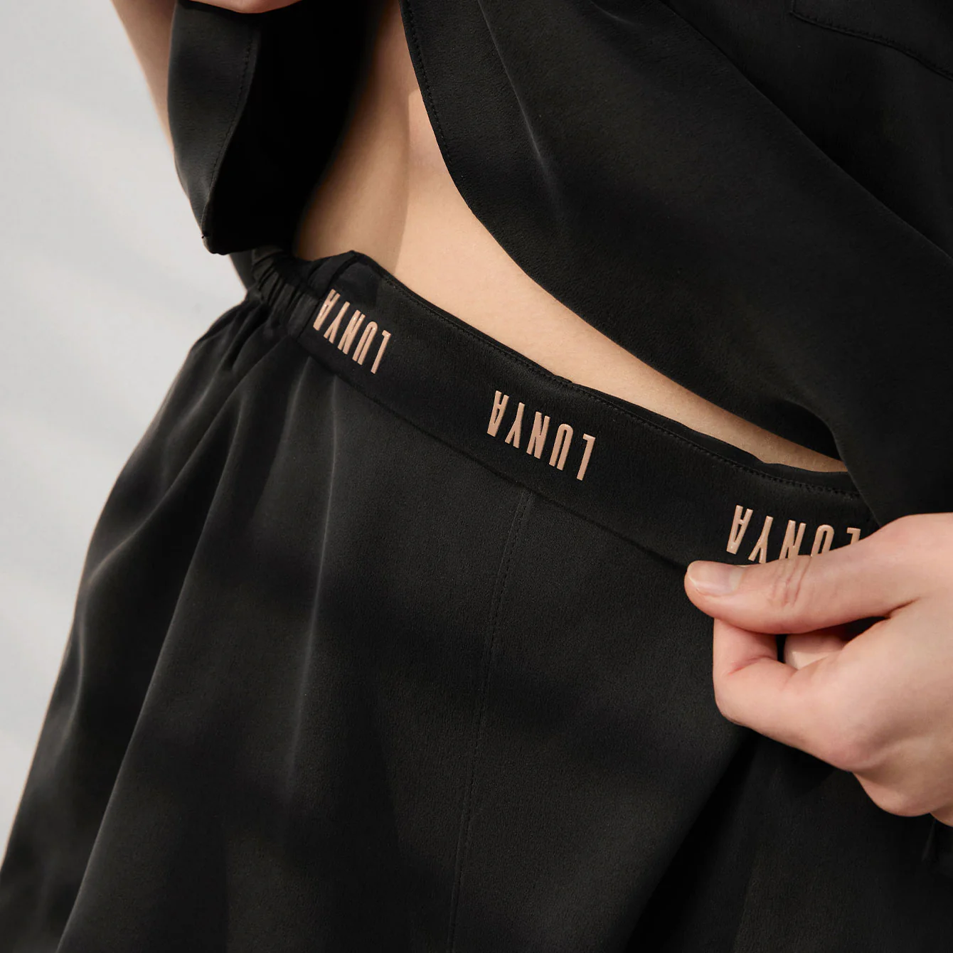 Washable Silk Tee Short Set - Image 4